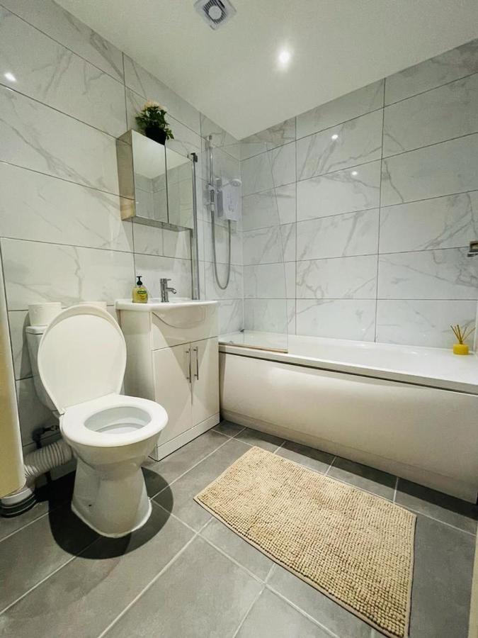 Lovely 2 Bedroom Serviced Apartment In London Exterior foto